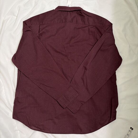 Old Navy Men Button Down Shirt Maroon XL Long Sleeve Regular Fit Everyday PREPPY - Picture 5 of 5